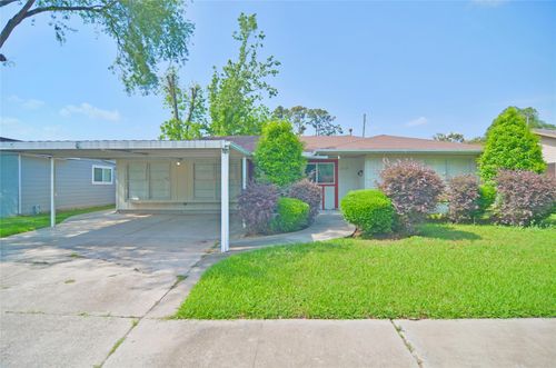 2719 Sweetgum St, Pasadena, TX, 77502-5753 | Card Image