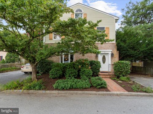 24-13 N Thoroughgood Ln, Easton, MD, 21601-3111 | Card Image
