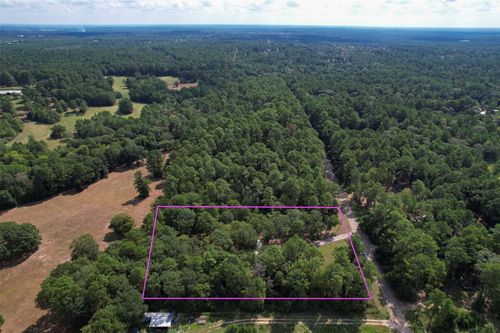 4887 Long Shadows Rd, Navasota, TX, 77868-5683 | Card Image