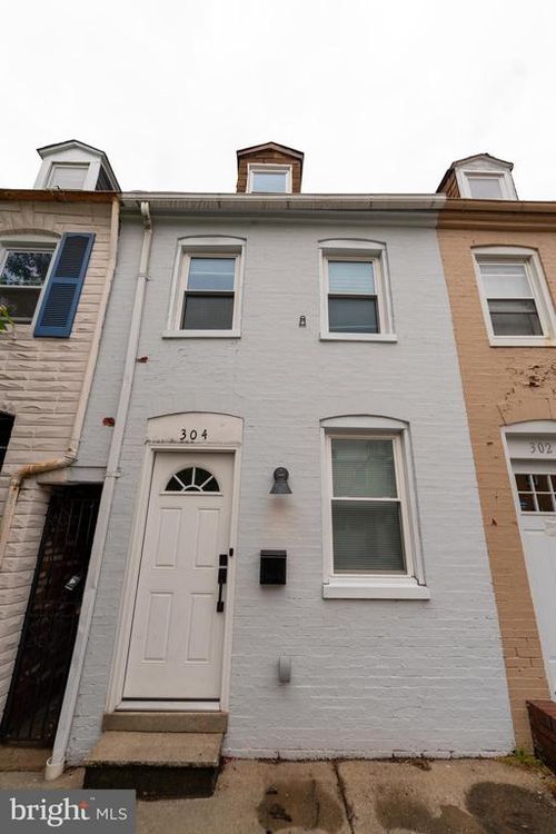 304 S Wolfe St, BALTIMORE, MD, 21231-2530 | Card Image