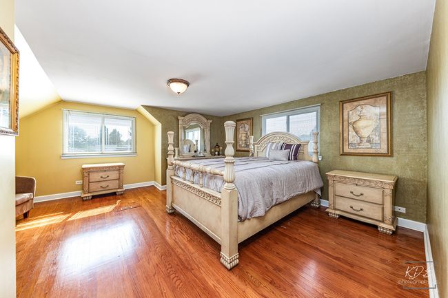 9236 Pembroke Ln, House other with 4 bedrooms, 3 bathrooms and 2 parking in Bridgeview IL | Image 11
