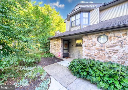 481 Redbud Ct, WARRINGTON, PA, 18976-2624 | Card Image