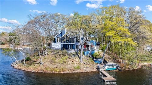 11 Sunset Ln, Shrewsbury, MA, 01545-4570 | Card Image