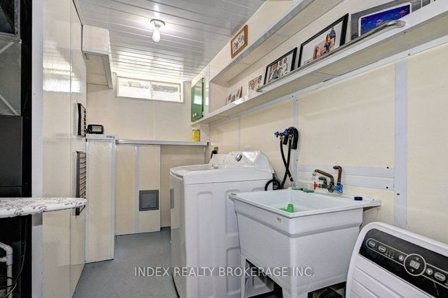30 Maxwell Dr, House other with 4 bedrooms, 3 bathrooms and 4 parking in Kitchener ON | Image 11