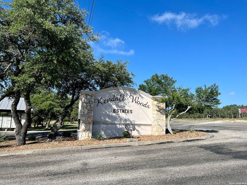 406 Plantation Path, Boerne, TX, 78006-3939 | Card Image