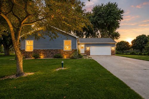 176 Boxwood Ct, Valparaiso, IN, 46383-7848 | Card Image