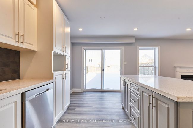 1152 Ashcroft Crt, House other with 4 bedrooms, 3 bathrooms and 4 parking in Oshawa ON | Image 15