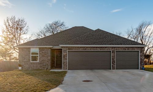 1202 Abbey St, Monett, MO, 65708-4202 | Card Image
