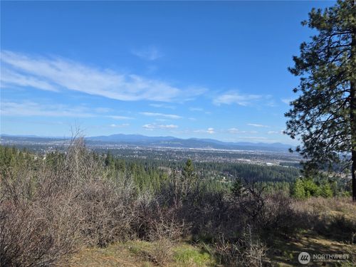 10610 E Hallett, Spokane, WA, 99206 | Card Image