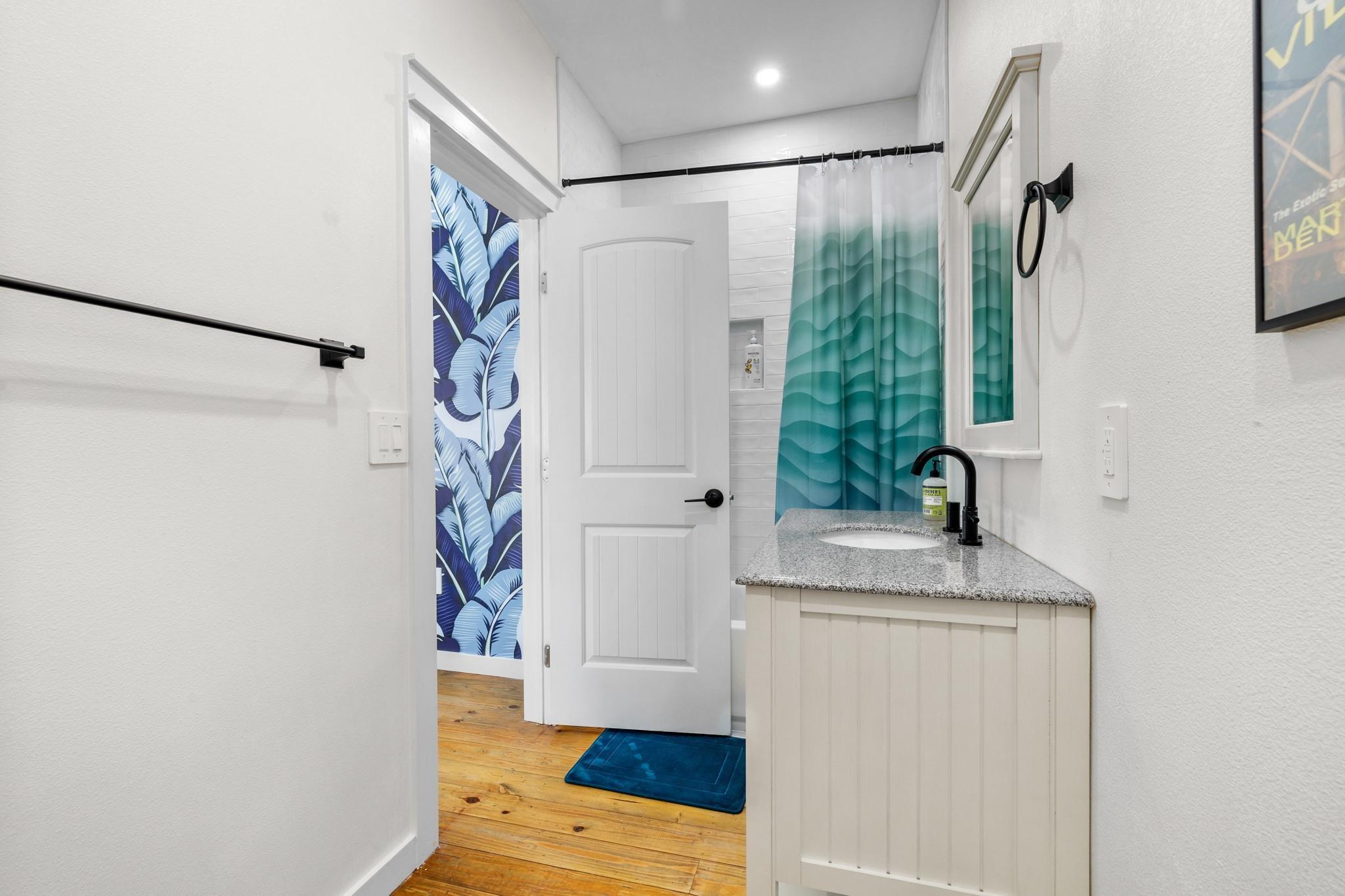 Residential in Gilchrist 5