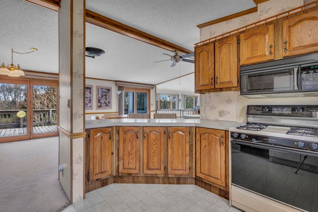 17430 Us Highway 12, House other with 2 bedrooms, 3 bathrooms and null parking in Cement City MI | Image 10