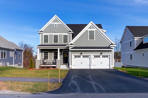 29 Catesby Ln, Londonderry, NH, 03053 | Card Image