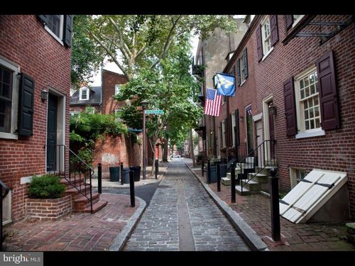 1221 Panama St, PHILADELPHIA, PA, 19107-5922 | Card Image