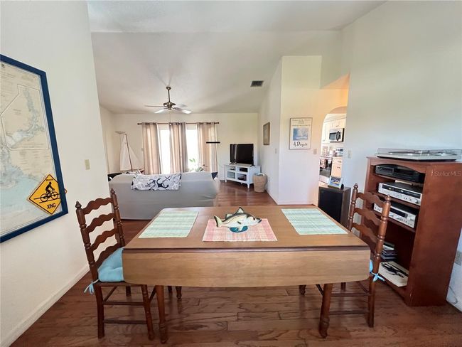 2526 Brazilia Ct, House other with 3 bedrooms, 2 bathrooms and null parking in PUNTA GORDA FL | Image 5