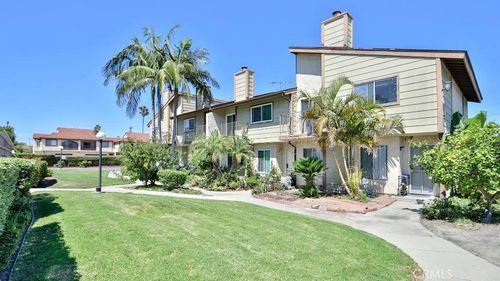 206a-206 N Newhope St, Santa Ana, CA, 92703-3189 | Card Image