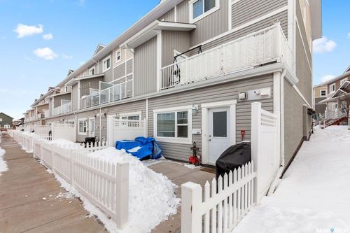 320-522 Cornish Road, Saskatoon, SK, S7T0Z4 | Card Image