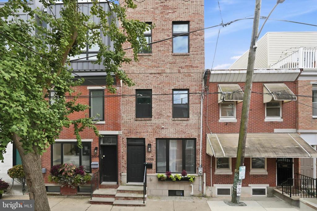 Residential in PHILADELPHIA 5