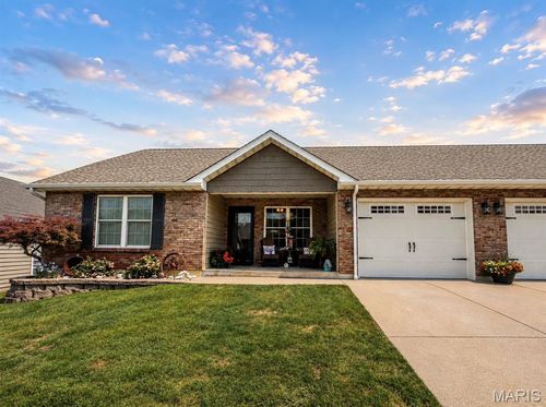 25 Pecan Tree Ln, Farmington, MO, 63640-3361 | Card Image
