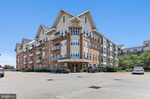 apt-t12-23 Pierside Dr, BALTIMORE, MD, 21230-5464 | Card Image