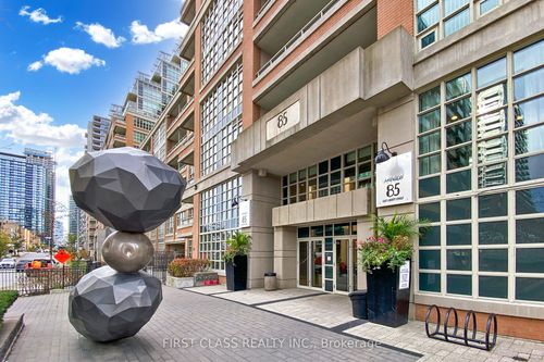 619-85 E Liberty St, Toronto, ON, M6K3R4 | Card Image