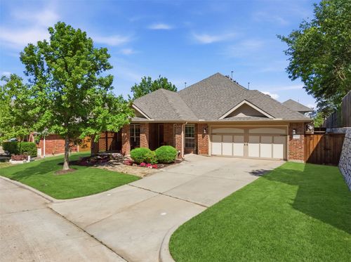 8600 Laughing Waters Trl, Mckinney, TX, 75070-6138 | Card Image