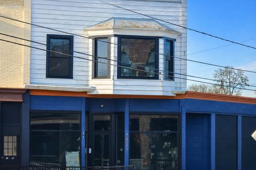 211 Locust St, Allegan, MI, 49010-1303 | Card Image