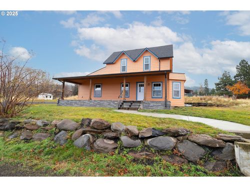 69717 Antles Ln, Cove, OR, 97824-8202 | Card Image