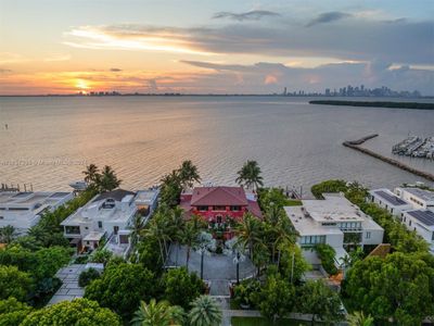 230 Harbor Drive, House other with 7 bedrooms, 7 bathrooms and null parking in Key Biscayne FL | Image 2