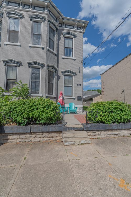 363 Berry Ave, Bellevue, KY, 41073-1324 | Card Image