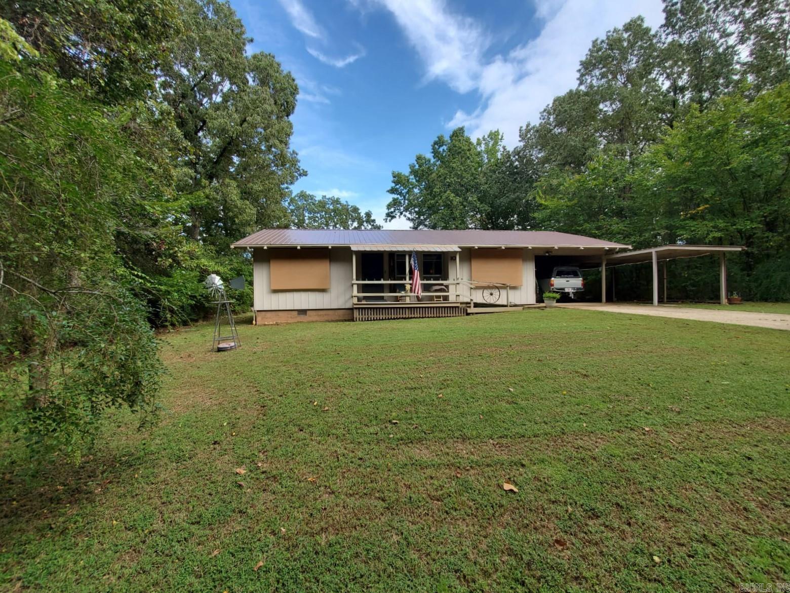 Wekiva Dr, Cherokee Village, AR 72529