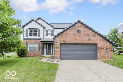 4344 Teakwood Ln, Greenwood, IN, 46143-8383 | Card Image