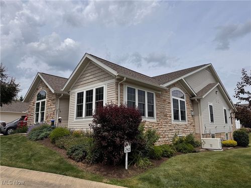 244 Woodbury Circle, Dalton, OH, 44618 | Card Image