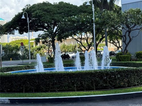 1-4702-1288 Kapiolani Blvd, Honolulu, HI, 96814-2888 | Card Image