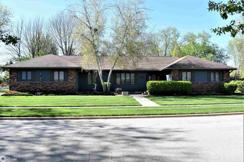 2113 Briardale Drive, Iowa Falls, IA, 50126 | Card Image