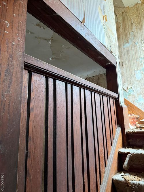 73 Grove St, Highland Park, MI, 48203-2738 | Card Image