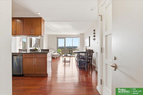 3707-3200 Farnam Ct, Omaha, NE, 68131 | Card Image