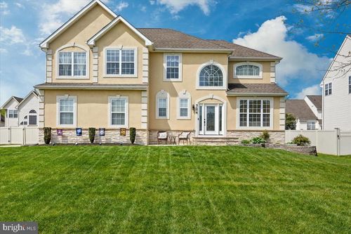 724 Davinci Way, Williamstown, NJ, 08094-6338 | Card Image