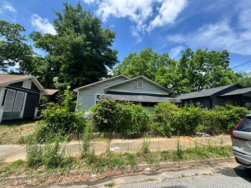 1049 Smith St Sw, Atlanta, GA, 30310-3623 | Card Image