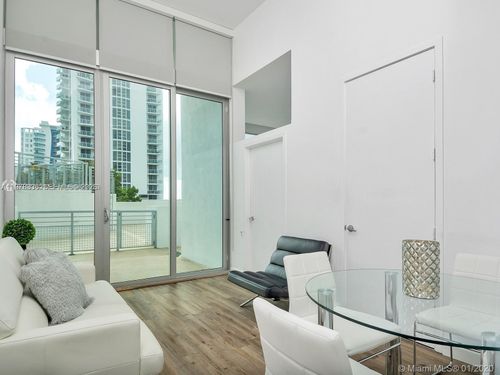 apt-406-2200 Ne 4th Ave, Miami, FL, 33137-4915 | Card Image