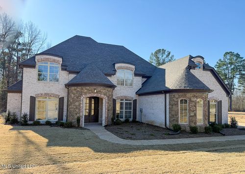 427 Poplar Ln, Holly Springs, MS, 38635-1005 | Card Image