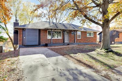 Single story home with covered porch | Image 1