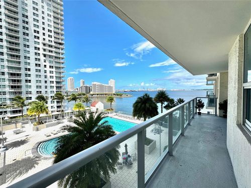 906-1155 Brickell Bay Dr, Miami, FL, 33131 | Card Image