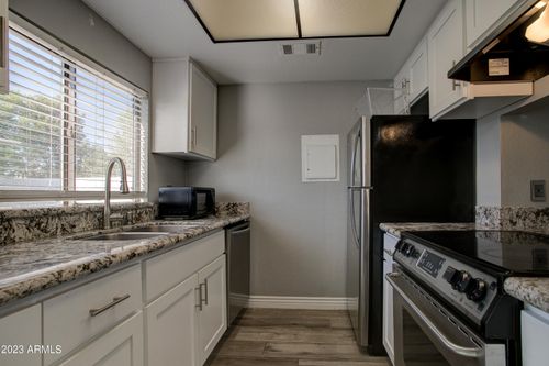 104-2215 W Augusta Ave, Phoenix, AZ, 85021-6873 | Card Image