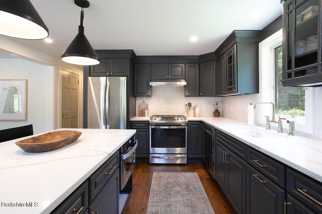 Kitchen | Image 9