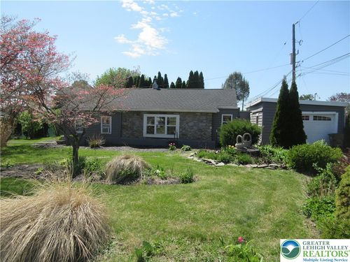 246 Poplar St, BATH, PA, 18014-1935 | Card Image