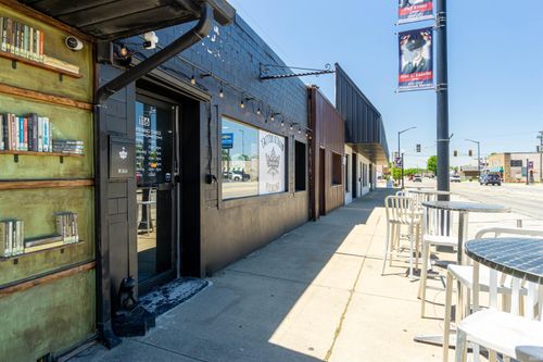116 E Main St, Gas City, IN, 46933-1454 | Card Image