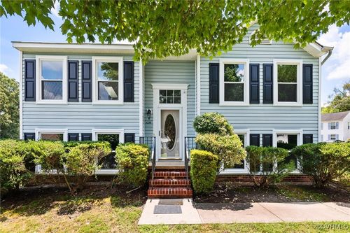4216 Valley Side Dr, Richmond, VA, 23223-1187 | Card Image