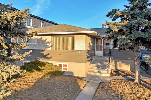 1330 34 St Se, Calgary, AB, T2A0Z9 | Card Image