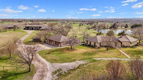 9711 Jim Christal Rd, Krum, TX, 76249-7043 | Card Image