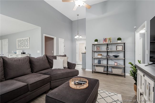 4652 Brush College Rd, Home with 4 bedrooms, 3 bathrooms and null parking in Floyds Knobs IN | Image 5